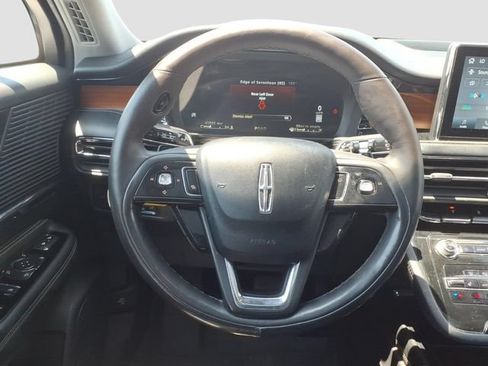Used 2022 Lincoln Corsair Reserve w/ Equipment Group 201A AWD/4WD image 8