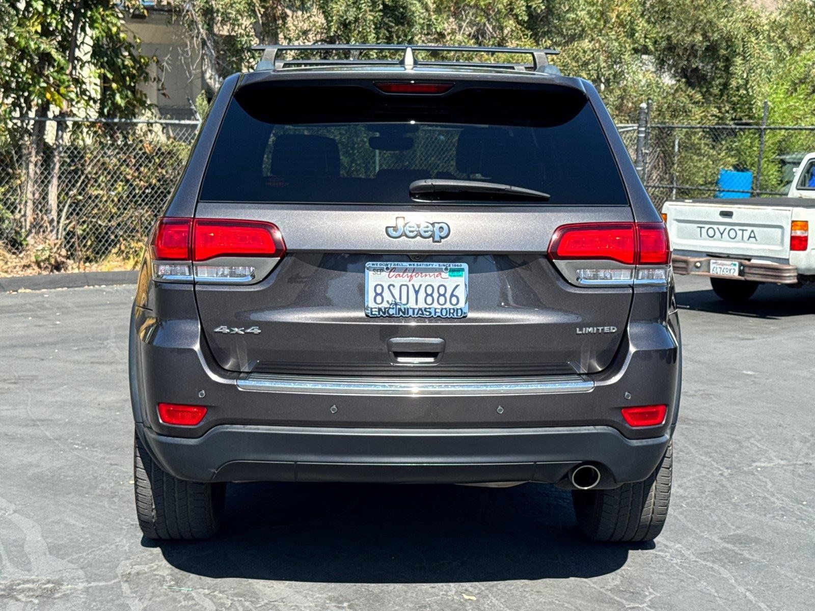 Used 2020 Jeep Grand Cherokee Limited AWD/4WD image 13