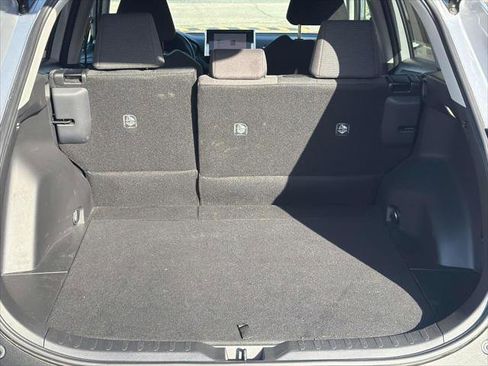 Certified 2025 Toyota RAV4 LE FWD image 8