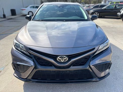 Used 2022 Toyota Camry SE image 8