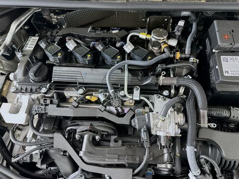 Used 2026 Toyota Corolla LE image 31