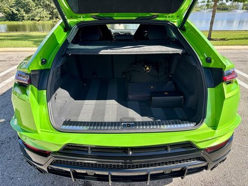 Used 2024 Lamborghini Urus S image 23