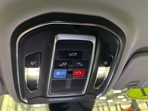 Used 2021 Jeep Grand Cherokee L Limited w/ Trailer Tow Group (B) AWD/4WD image 38