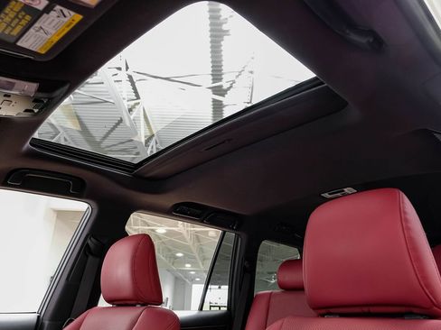 Used 2021 Lexus GX 460 Premium w/ Premium Plus Package image 5