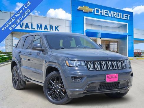Used 2018 Jeep Grand Cherokee Altitude image 1