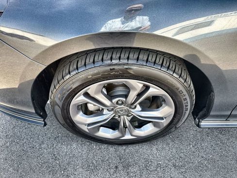 Used 2023 Honda Accord EX image 18