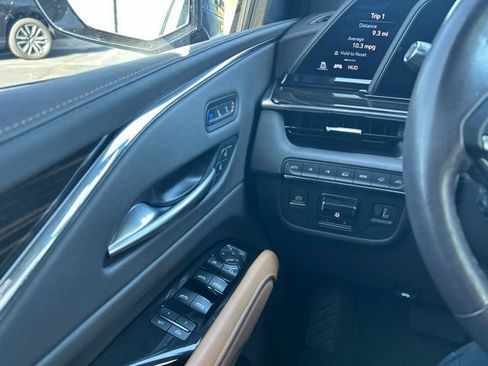 Certified 2023 Cadillac Escalade ESV Sport w/ LPO, ONYX Package AWD/4WD image 13