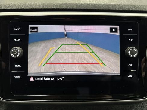 Used 2023 Volkswagen Atlas Cross Sport SEL image 11