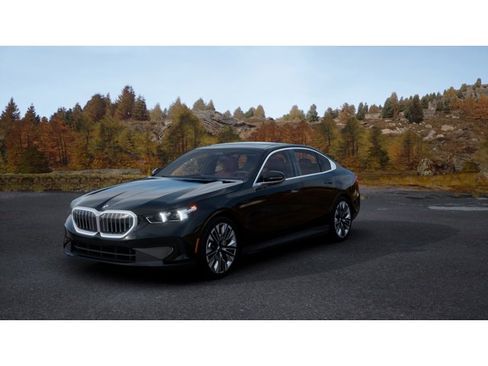 New 2026 BMW 530i image 1