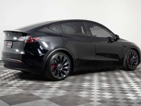 Used 2021 Tesla Model Y Performance image 8