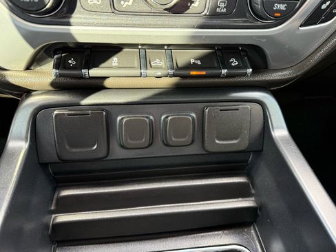 Used 2018 GMC Sierra 1500 SLT w/ Texas SLT Premium Package image 36