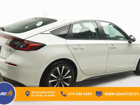Used 2024 Honda Civic EX-L image 6