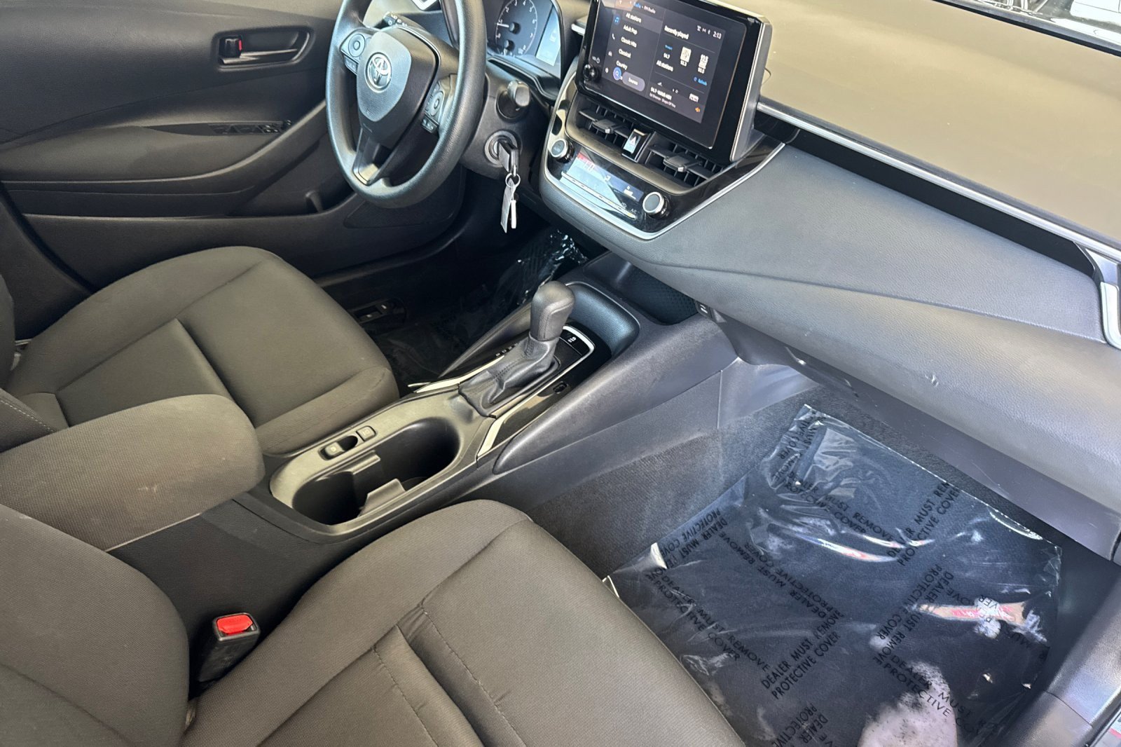 Used 2023 Toyota Corolla LE FWD image 14