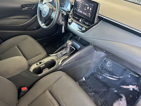 Used 2023 Toyota Corolla LE FWD image 14