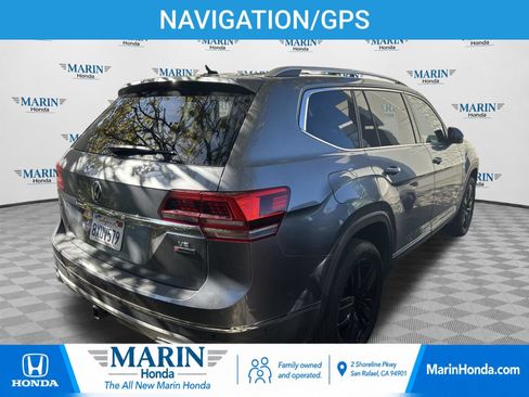 Used 2018 Volkswagen Atlas SEL Premium AWD/4WD image 2