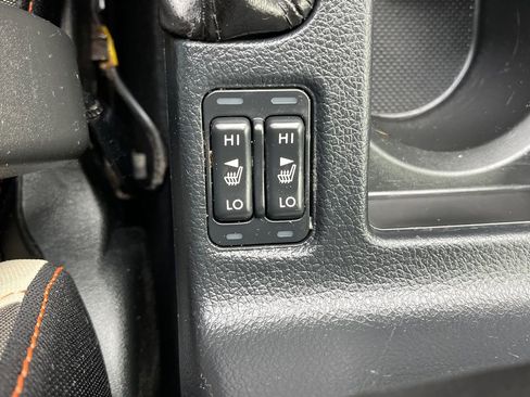 Used 2016 Subaru Crosstrek 2.0i Premium w/ Moonroof Package image 18