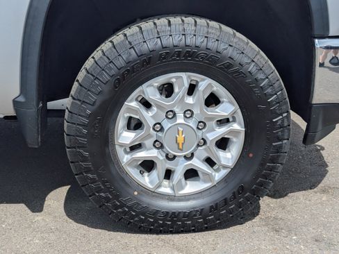 Used 2022 Chevrolet Silverado 3500 LTZ AWD/4WD image 51