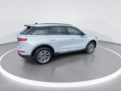 New 2026 Lincoln Corsair Premiere image 8