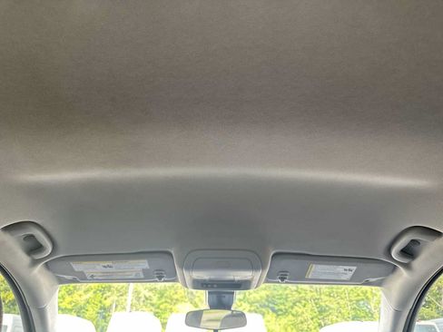 Used 2022 Chevrolet Equinox LT FWD image 23