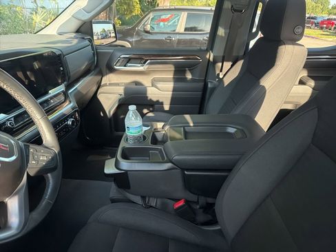 Used 2023 GMC Sierra 1500 Elevation RWD image 6