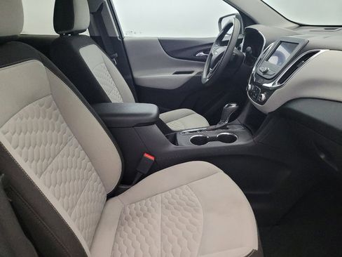 Used 2021 Chevrolet Equinox LS w/ LS Convenience Package image 21