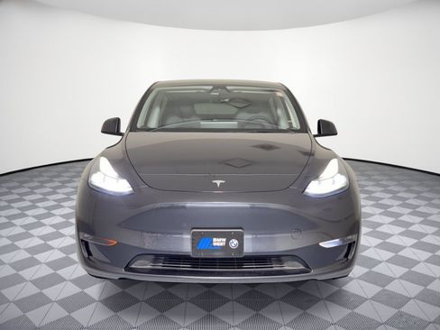 Used 2024 Tesla Model Y Performance AWD/4WD image 6