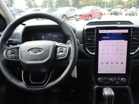 New 2025 Ford Ranger XLT w/ Equipment Group 301A High image 13