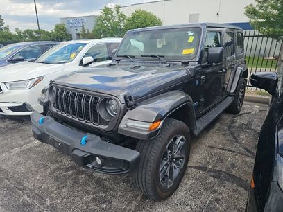 Used 2024 Jeep Wrangler Unlimited w/ Convenience Group