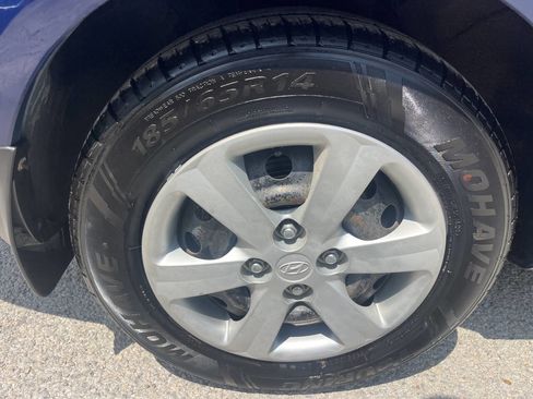 Used 2011 Hyundai Accent GLS w/ Premium Pkg 4 image 26