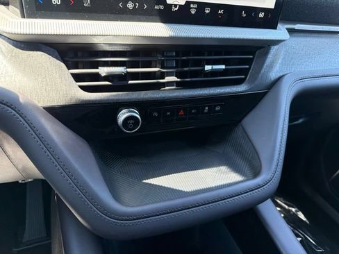 New 2026 Ford Explorer Platinum w/ LUX Leather Package AWD/4WD image 21