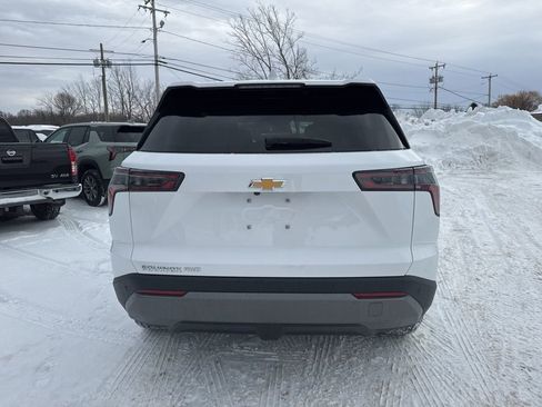 New 2026 Chevrolet Equinox LT image 7