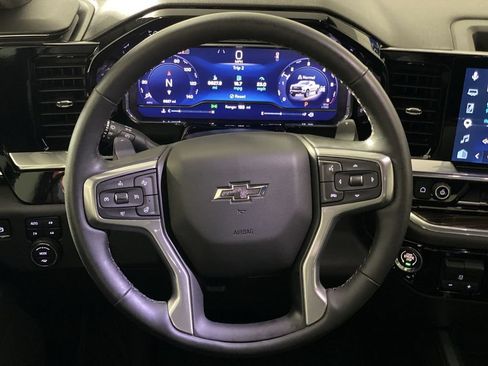 Used 2025 Chevrolet Silverado 1500 LT Trail Boss w/ Protection Package AWD/4WD image 16