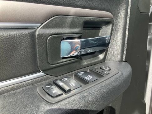 Used 2024 RAM 1500 Warlock AWD/4WD image 19