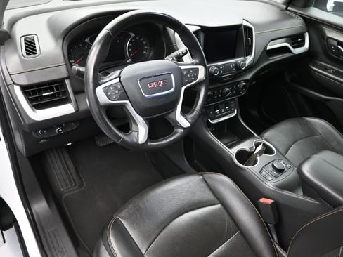 Used 2020 GMC Terrain SLT image 21