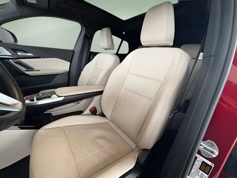 Used 2025 BMW X2 xDrive28i image 26