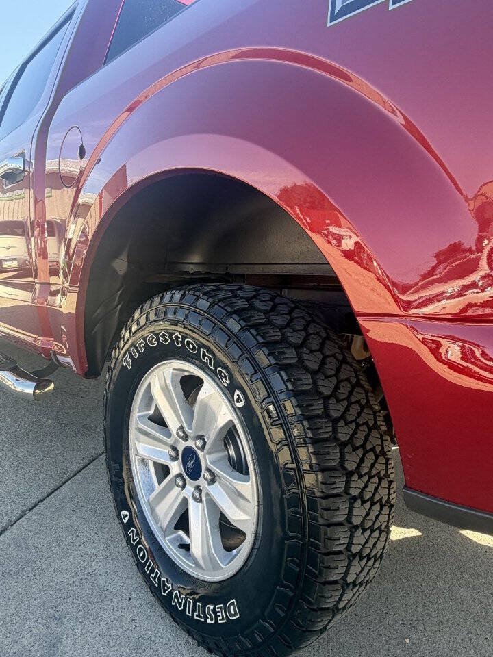 Used 2016 Ford F150 XLT AWD/4WD image 8