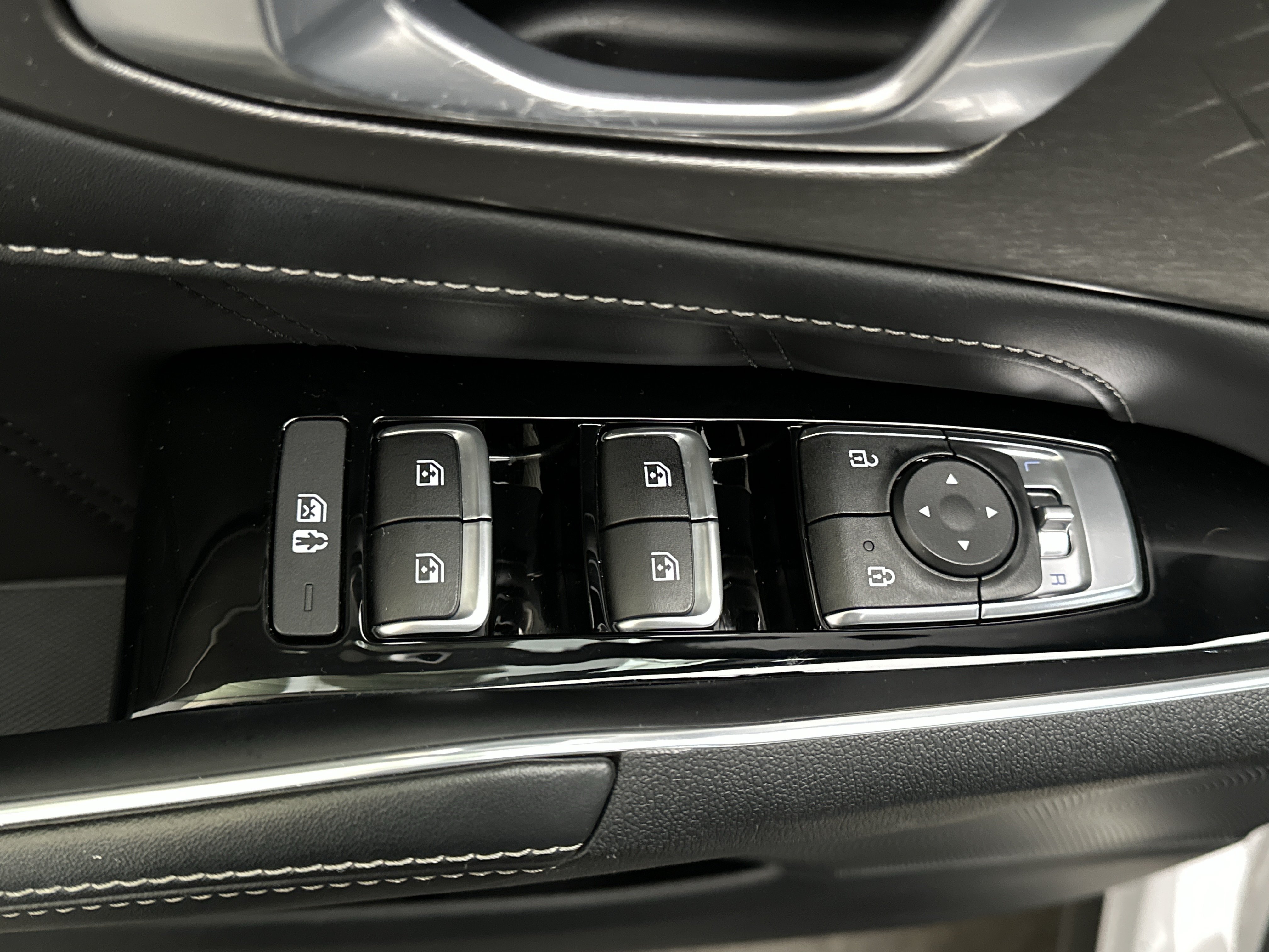 Used 2022 Kia Sorento SX FWD image 18