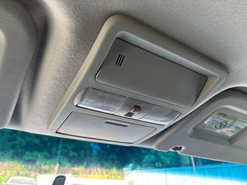 Used 2018 Nissan NV 1500 SV image 28