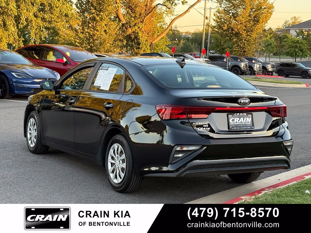Certified 2021 Kia Forte Sedan FWD image 5