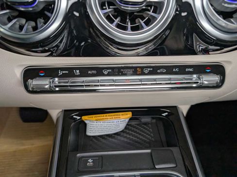 Used 2026 Mercedes-Benz GLA 250 4MATIC image 28