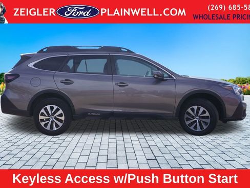 Used 2022 Subaru Outback Premium image 6