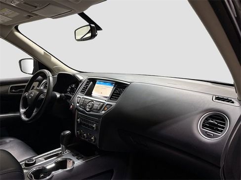 Used 2020 Nissan Pathfinder SL image 34