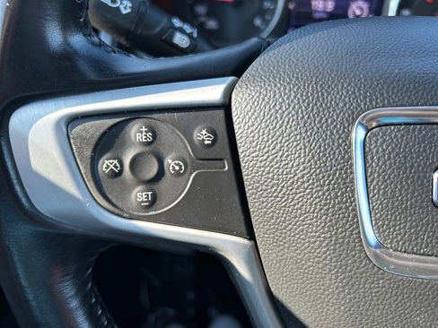 Used 2020 GMC Terrain SLE image 23