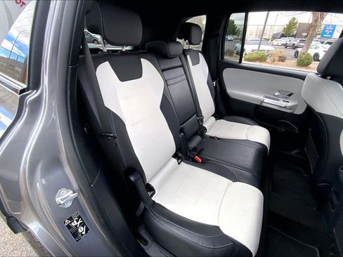 Used 2023 Mercedes-Benz GLB 250 4MATIC image 20