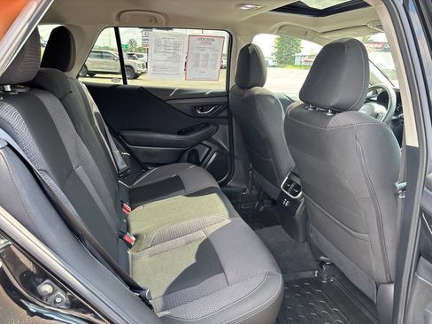 Used 2023 Subaru Outback Premium AWD/4WD image 27