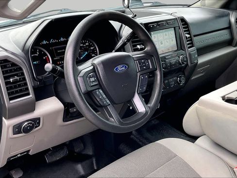 Used 2019 Ford F250 XL w/ STX Appearance Package AWD/4WD image 16