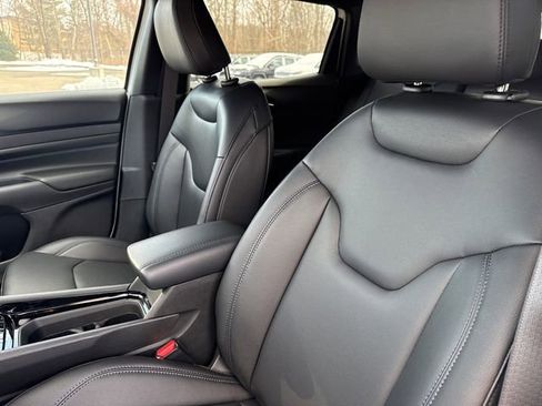 New 2026 Jeep Compass Limited w/ Sun, Sound & Navigation Group image 24