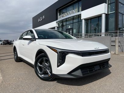 New 2026 Kia K4 LXS