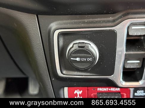 Used 2023 Jeep Gladiator Rubicon w/ Trailer Tow Package AWD/4WD image 28