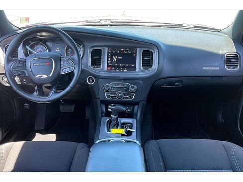 Used 2023 Dodge Charger SXT RWD image 17
